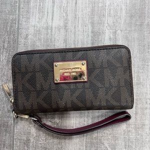 Michael Kors Wristlet